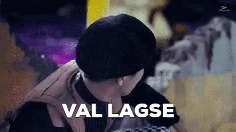 Val Lagse Md Pial GIF - Val Lagse Md Pial Xiumin GIFs