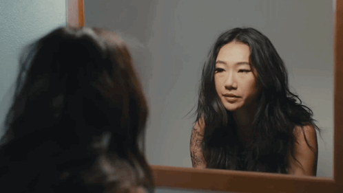 Looking In The Mirror Katy GIF - Looking In The Mirror Katy Olivia Liang GIFs