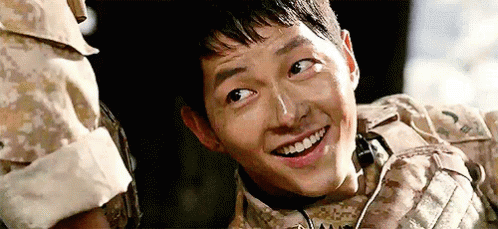 Smile Captain Yoo Sijin GIF - Smile Captain Yoo Sijin Descendants GIFs