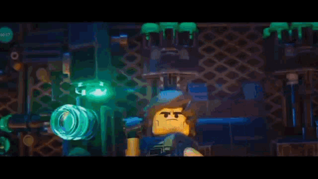 a lego man is holding a camera in a dark room and says vamos encontrar seus amigos