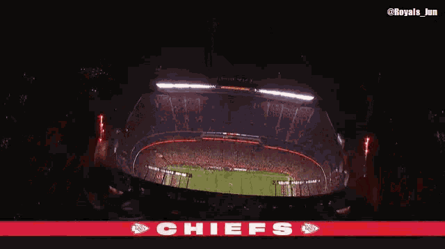 Kansas City Chiefs Royals_jun GIF - Kansas City Chiefs Royals_jun Touchdown GIFs
