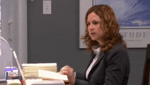 Pam Beesly Jenna Fischer GIF - Pam Beesly Jenna Fischer The Office GIFs