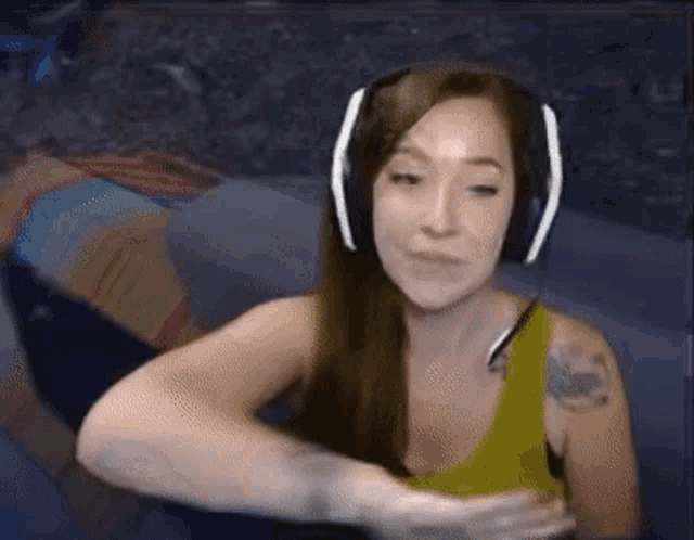 The Pistol Pigeon Twitch Streamer GIF - The Pistol Pigeon Twitch Streamer GIFs