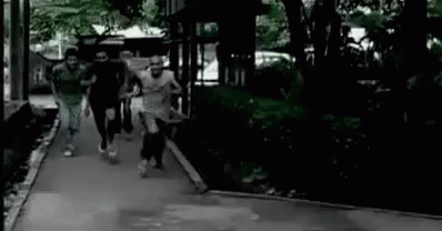 Lari GIF - Lari Kabur Mengejar Matahari GIFs