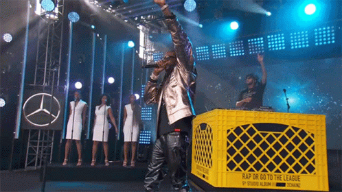 Put Your Hands Up 2chainz GIF - Put Your Hands Up 2chainz Rule The World GIFs