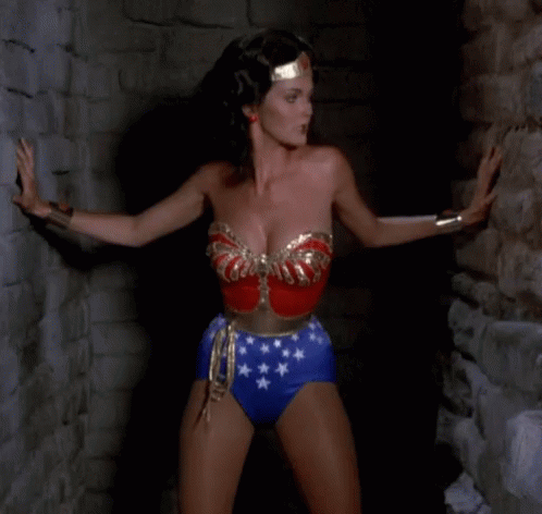 Wonder Woman Lynda Carter GIF - Wonder Woman Lynda Carter Tight Spot GIFs
