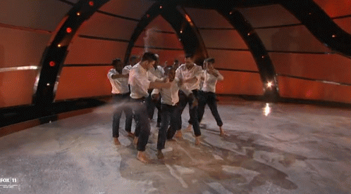 Playing With Sand GIF - So You Think You Can Dance Chris Scott Guys GIFs