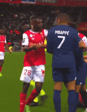 a soccer player with the number 7 on the back of his shirt
