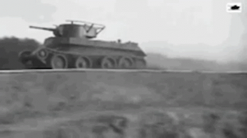 Yeet Tank GIF - Yeet Tank Dgaf GIFs