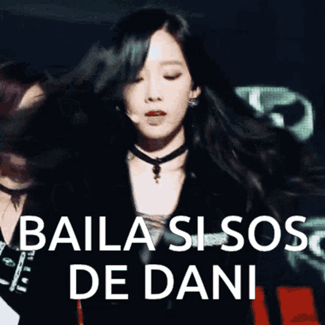 a picture of a woman with the words baila si sos de dani on the bottom
