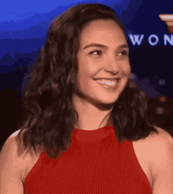 Gal Gadot Smile And Love The Actor She Loves GIF - Gal Gadot Smile And Love The Actor She Loves GIFs