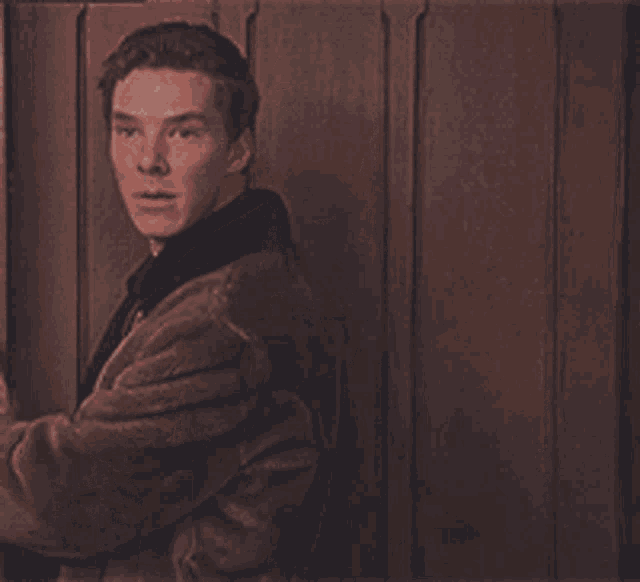 Fortysomething Benedict Cumberbatch GIF - Fortysomething Benedict Cumberbatch Rory Slippery GIFs