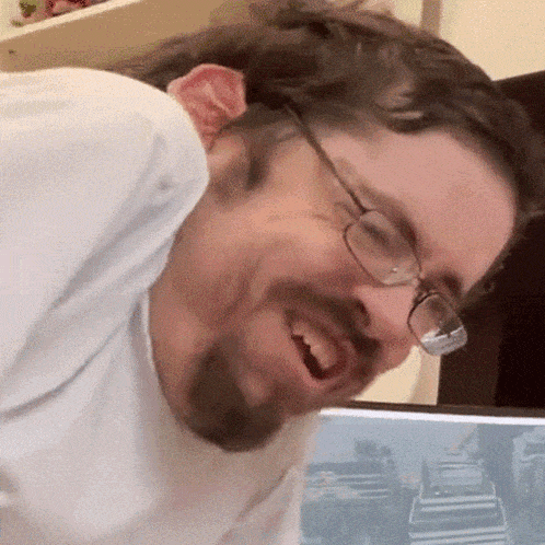 Laughing Ricky Berwick GIF - Laughing Ricky Berwick Cracking Up GIFs