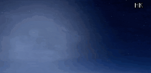 a blue background with the letters hk on the top