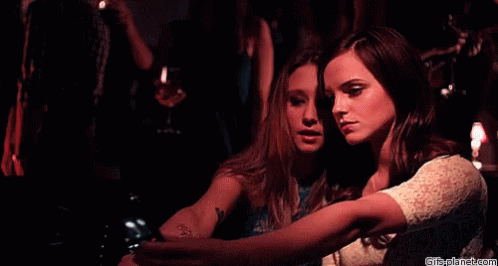 The Bling Ring Selfie GIF - The Bling Ring Selfie Emma Watson GIFs