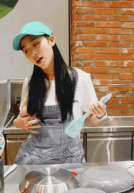 Ryujin Cooking GIF - Ryujin Cooking GIFs