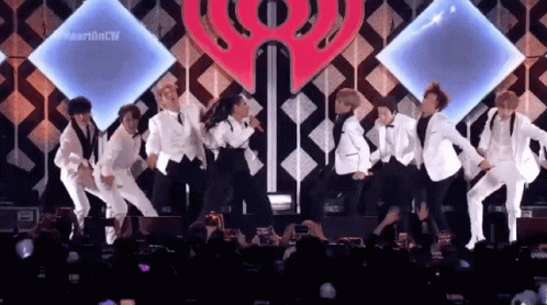Bts Boy With Luv GIF - Bts Boy With Luv Performance GIFs