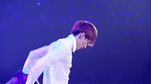Super Junior Eunhyuk GIF - Super Junior Eunhyuk Shirt Off GIFs