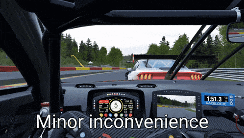 the word minor is on the screen of a car