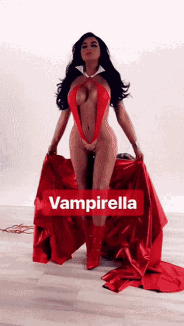 Vampirella Vampirella Cosplay GIF - Vampirella Vampirella Cosplay Dynamite Vampirella GIFs