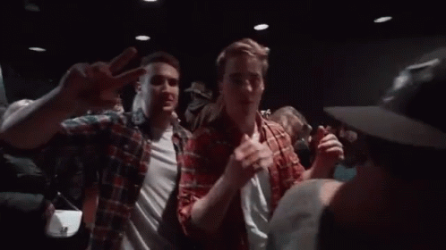 Peace Out Happy GIF - Peace Out Peace Happy GIFs