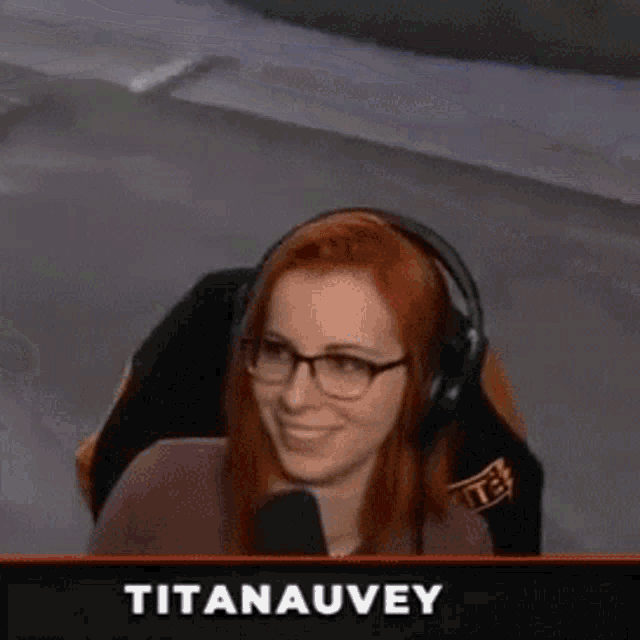 Laughing Titanauvey GIF - Laughing Titanauvey Road To Ranked GIFs