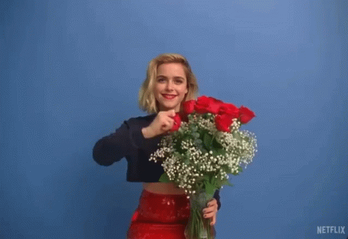 Roses Throwing GIF - Roses Throwing Flowers GIFs