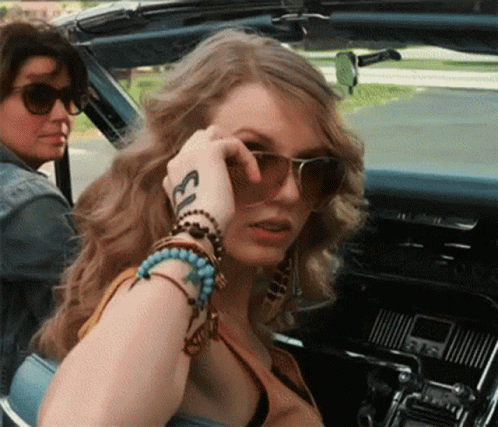 Glasses Taylor Swift GIF - Glasses Taylor Swift Fearless GIFs