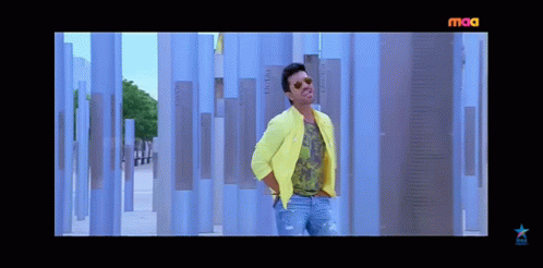 Ram Charan Indian Actor GIF - Ram Charan Indian Actor Sing GIFs