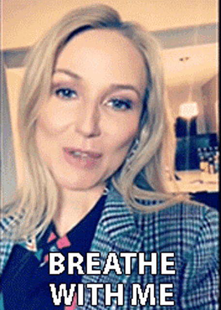 Breathe With Me Inhale Exhale GIF - Breathe With Me Inhale Exhale Follow Me GIFs