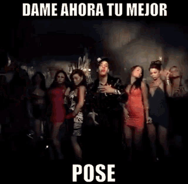 Daddy Yankee Pose GIF - Daddy Yankee Pose Modelame Asi GIFs
