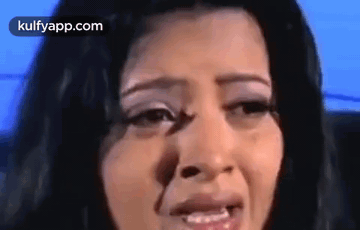 Crying.Gif GIF - Crying Manasantha Nuvve Movies GIFs