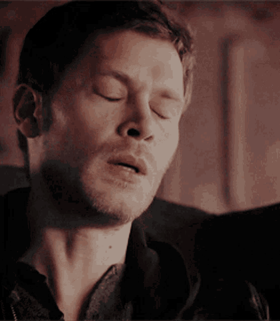 Klaus Mikaelson GIF - Klaus Mikaelson Tvd GIFs