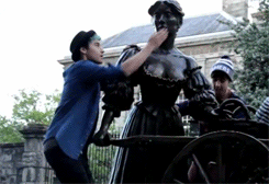 Janoskians GIF - Janoskians Kiss Statue GIFs