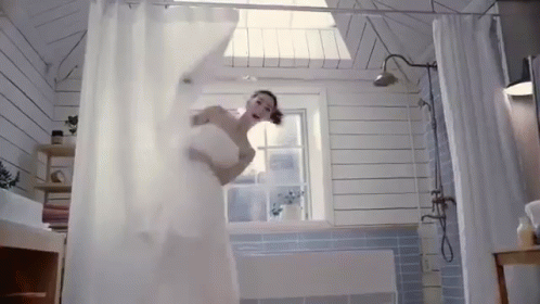 샤워 목욕 혜리 GIF - Hyeri Shower Bath Time GIFs