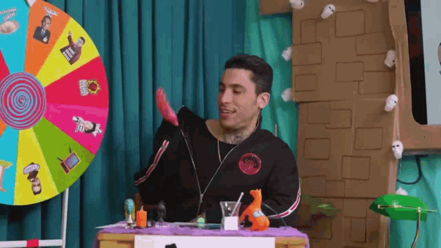 Oyunlar Holding GIF