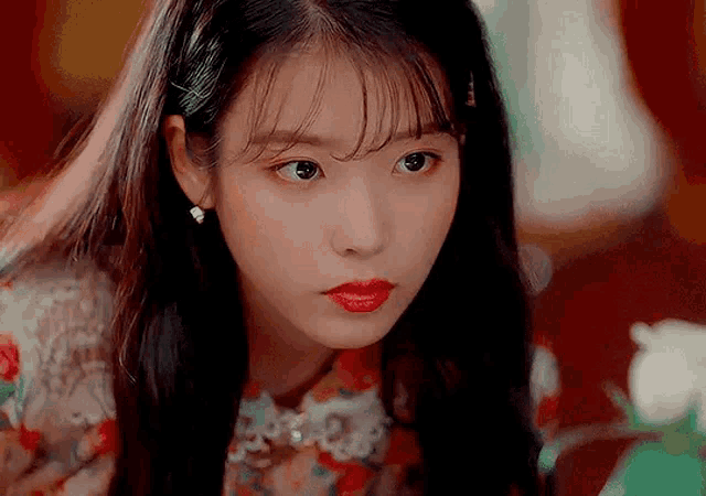 Iu Hotel Del Luna GIF