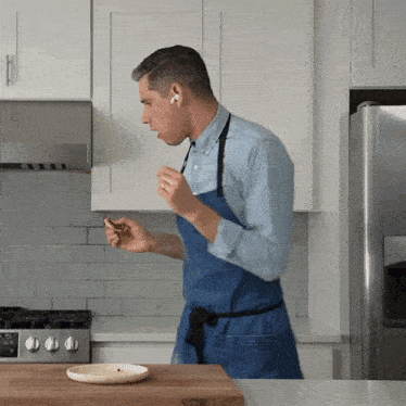 Dancing While Eating Brian Lagerstrom GIF - Dancing While Eating Brian Lagerstrom Feeling Energized GIFs