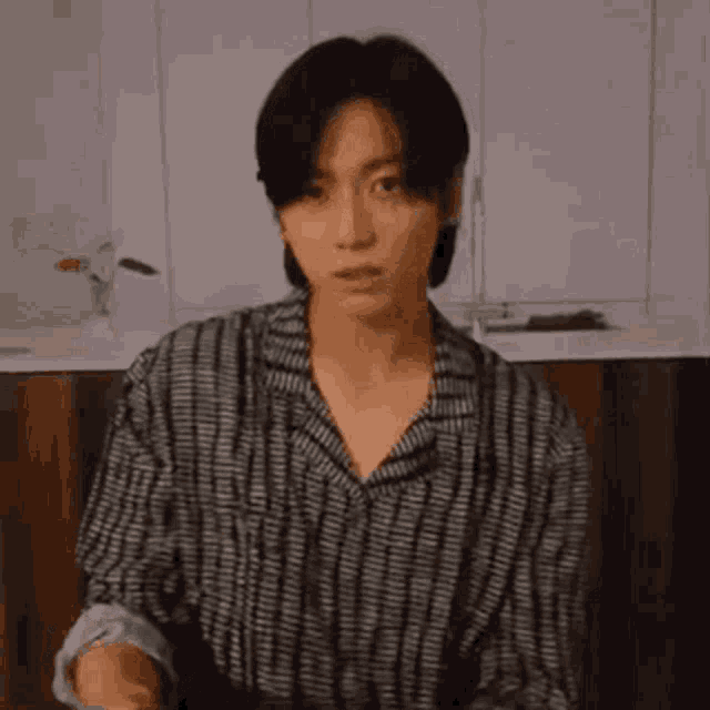 Jungkook Confused GIF - Jungkook Confused Jungkook Confused GIFs