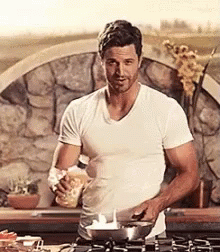 Dinner Whats For Dinner GIF - Dinner Whats For Dinner Cooking GIFs