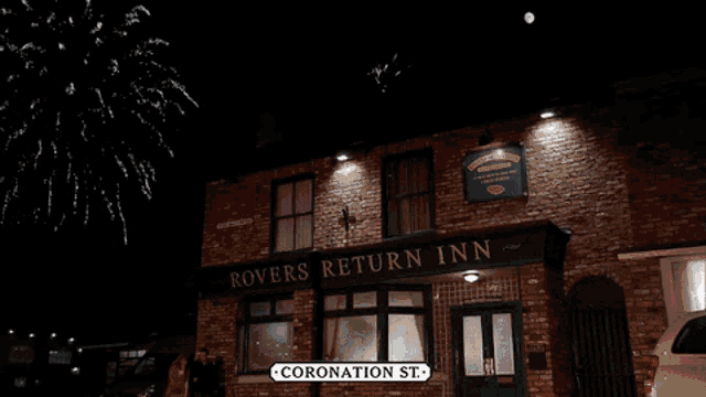 the rovers return inn is on coronation street