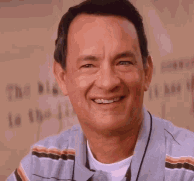 Larry Crowne Tom Hanks GIF - Larry Crowne Tom Hanks Smiling GIFs