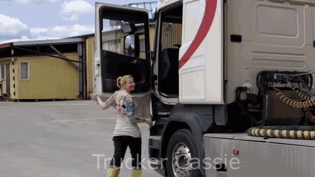 Trucker Cassie Long Trailer GIF - Trucker Cassie Long Trailer Powder Tanker GIFs