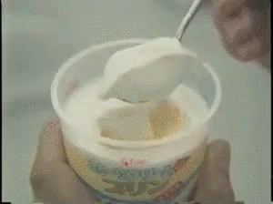 ヨーグルト　ランチ　スナック　乳製品 GIF - Yogurt Lunch Work GIFs