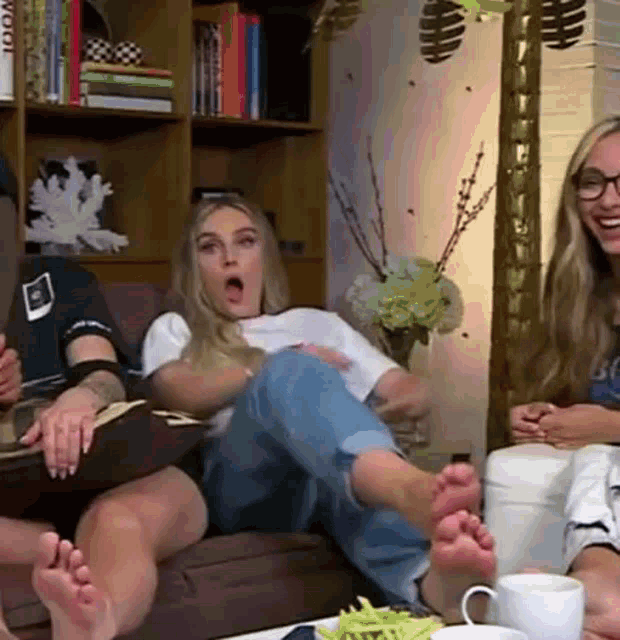Perrie Edwards Little Mix Member GIF - Perrie Edwards Little Mix Member Shocked GIFs