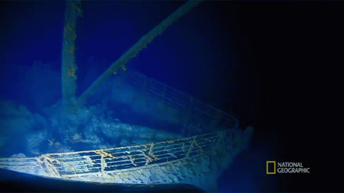 Titanic Footage Back To The Titanic GIF - Titanic Footage Back To The Titanic Titanic Wreckage GIFs