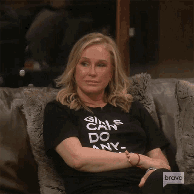 Side Eye Real Housewives Of Beverly Hills GIF - Side Eye Real Housewives Of Beverly Hills Unbelievable GIFs