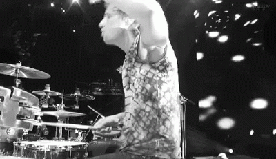 Muse Dominic Howard GIF - Muse Dominic Howard Drummer GIFs