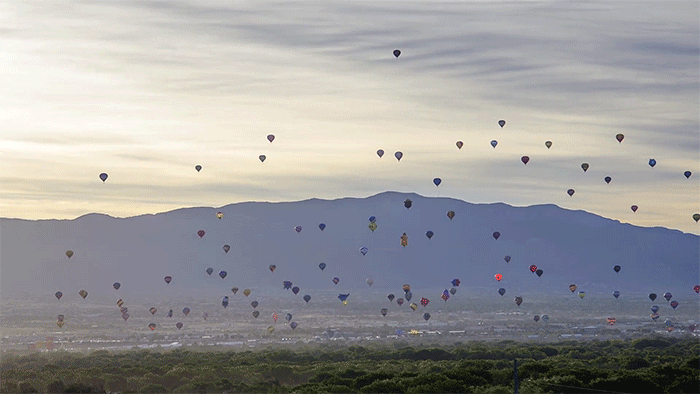 Relaxing Balloons Over New Mexico Usa GIF - Hot Air Balloons Flying GIFs