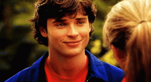 Tom Welling Smallville GIF - Tom Welling Smallville Smiling GIFs
